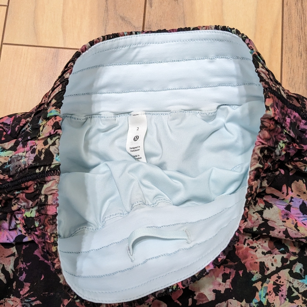 NWT! Lululemon Track That MR Shorts 5" Lines In Stencil Blossom Size 2 - Picture 3 of 16